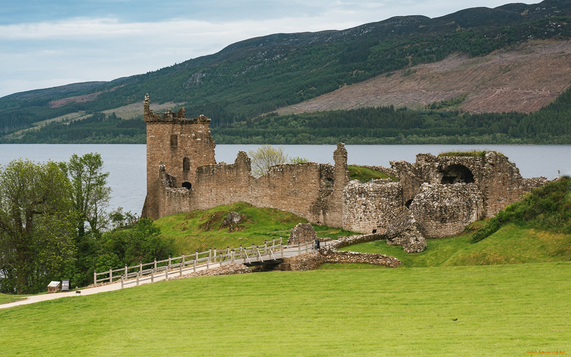 loch ness, urquhart castle, scotland, ,  , loch, ness, urquhart, castle